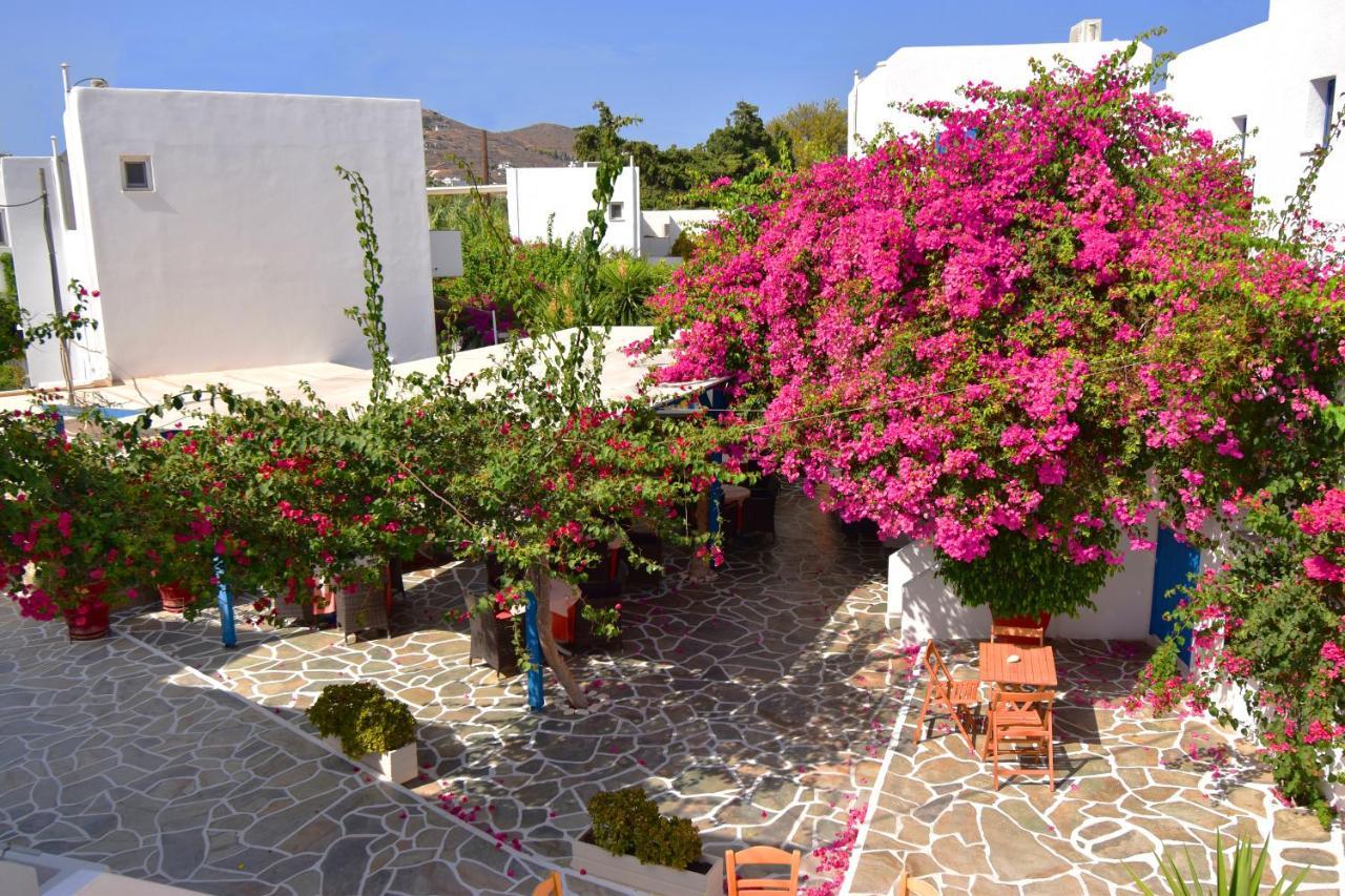 Ayeri Hotel Parikia  Exterior photo