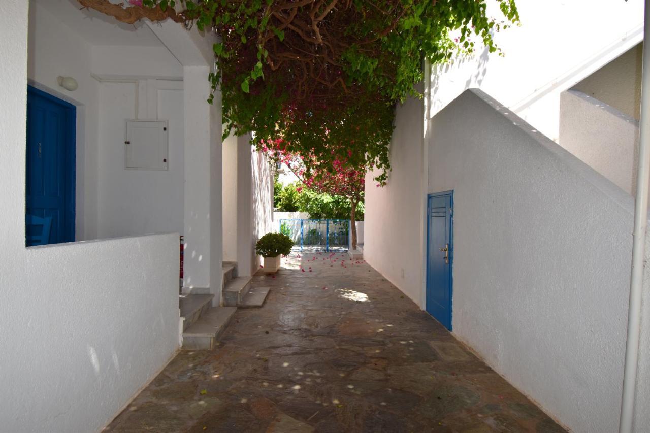 Ayeri Hotel Parikia  Exterior photo