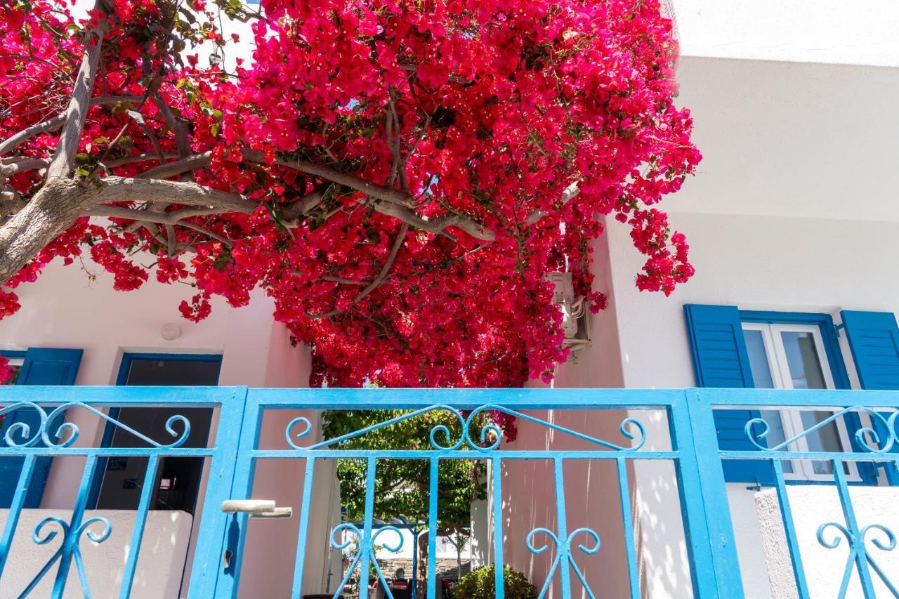 Ayeri Hotel Parikia  Exterior photo